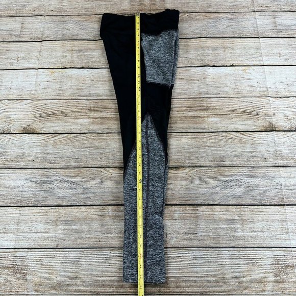 Thrill Performance Yoga Leggings Women Size M Active Wear Sheer Leg Pants - NEW - Picture 6 of 7